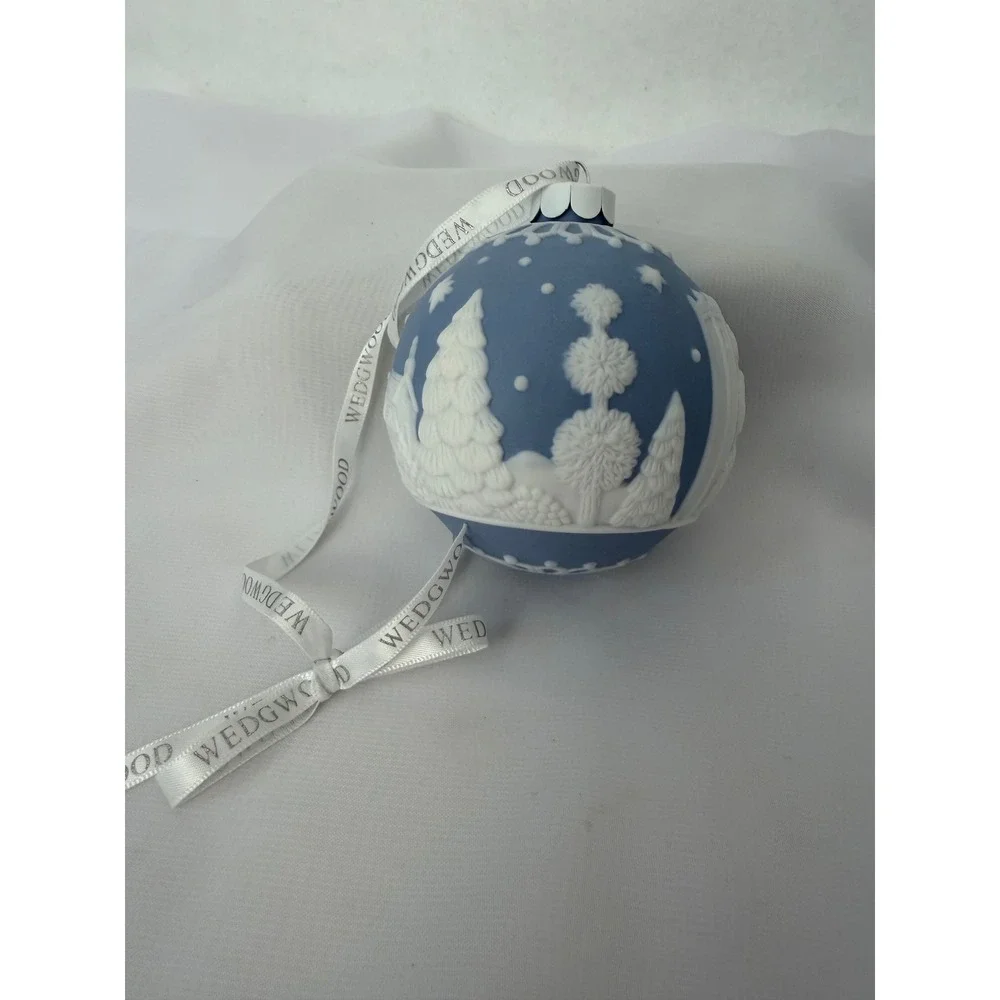Wedgwood Jasperware Blue White Winter Scene Christmas Ball Ornament Bauble